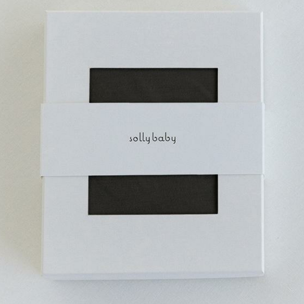 Solly Baby Wrap in black
